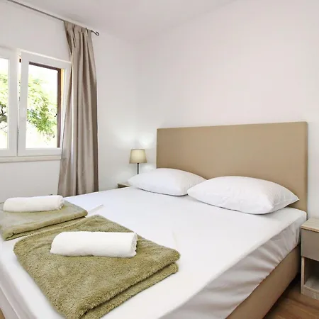 Tolles In Mit Eigenem Balkon By Interhome *