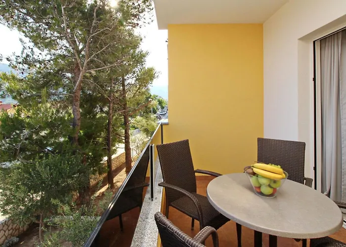 Tolles In Mit Eigenem Balkon By Interhome Baška